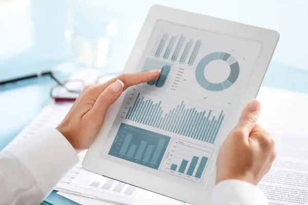 How to Use Customer Data to Find Your Most Loyal Customers for your Referral Program