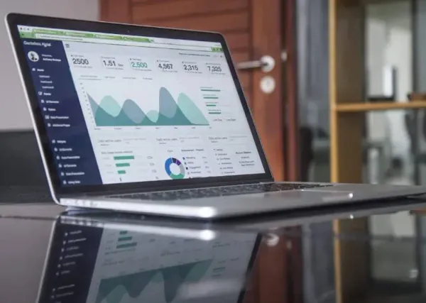 11 Competitor KPIs Every Brand Should Track