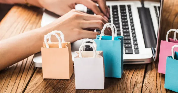 Web Scraping for Getting The Best Holiday Deals: Track prices and get Bargains