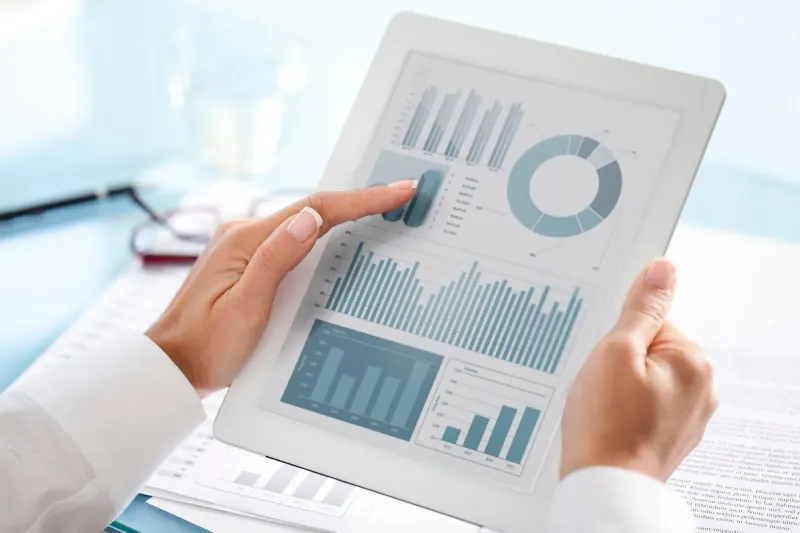 How to Use Customer Data to Find Your Most Loyal Customers for your Referral Program