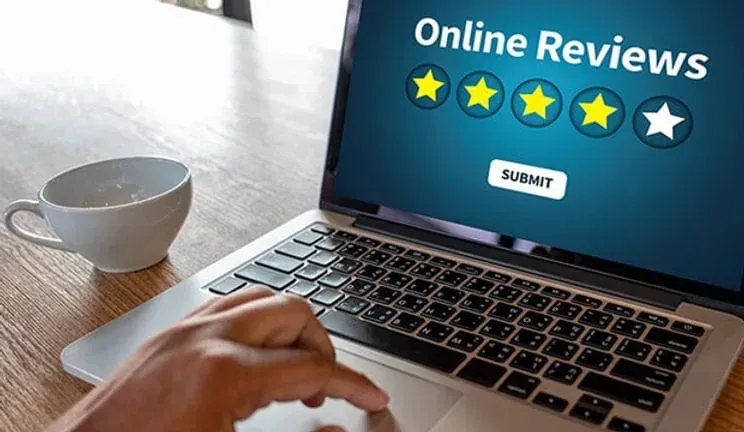 E-commerce brands and their battle with fake online reviews